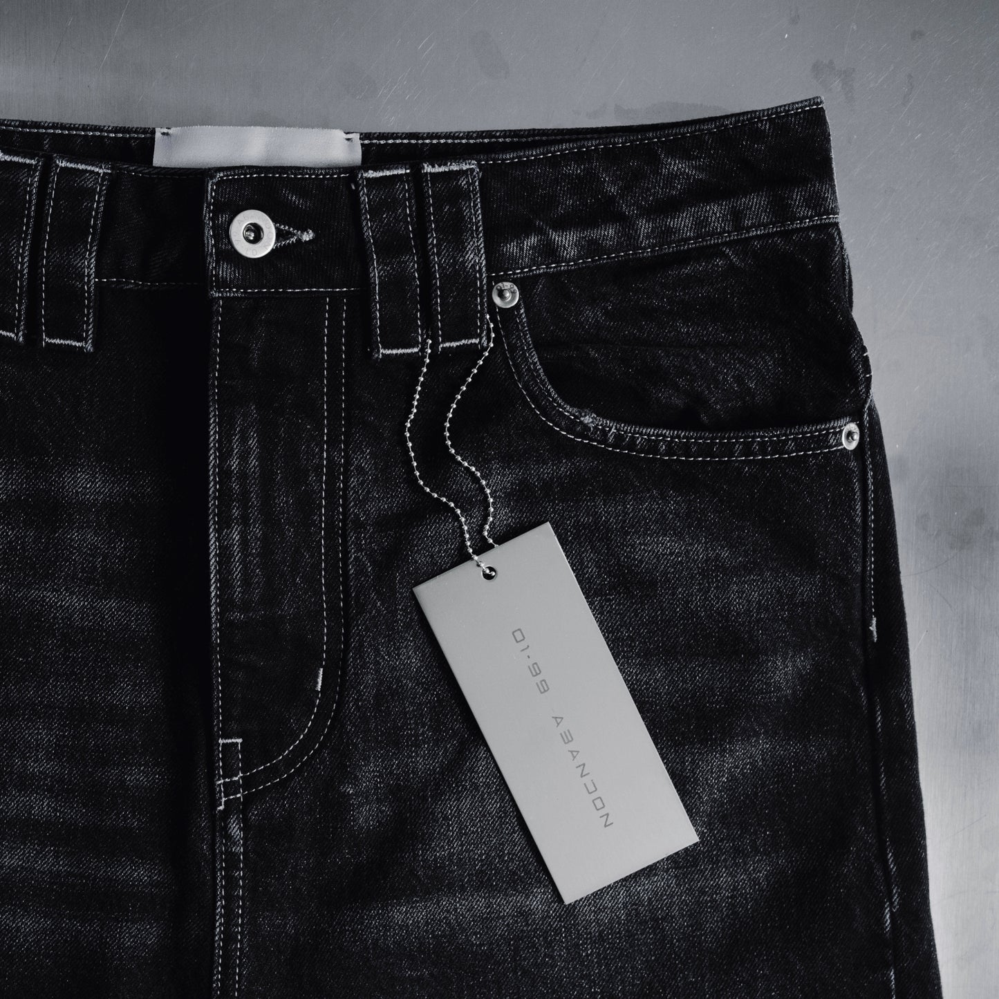 01-99 ABANDON DENIM SHORTS - Black