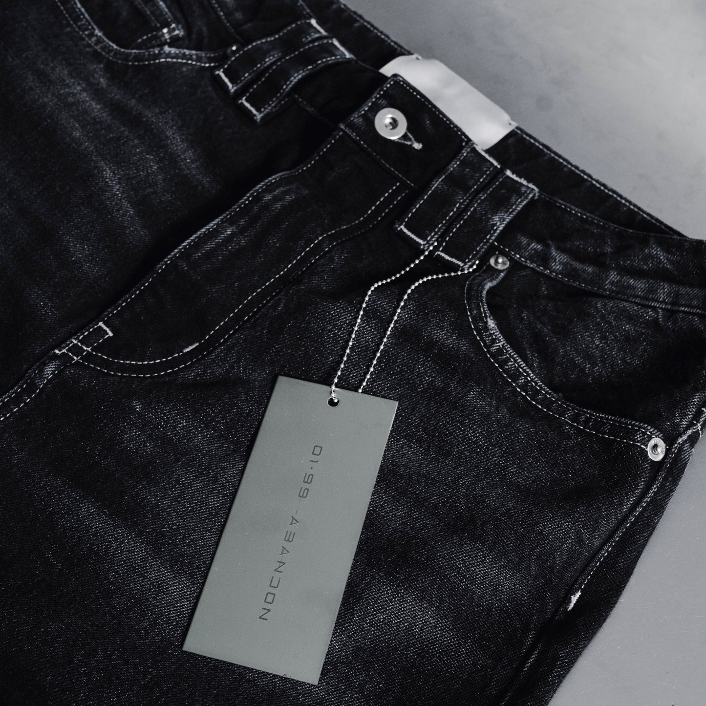 01-99 ABANDON DENIM SHORTS - Black